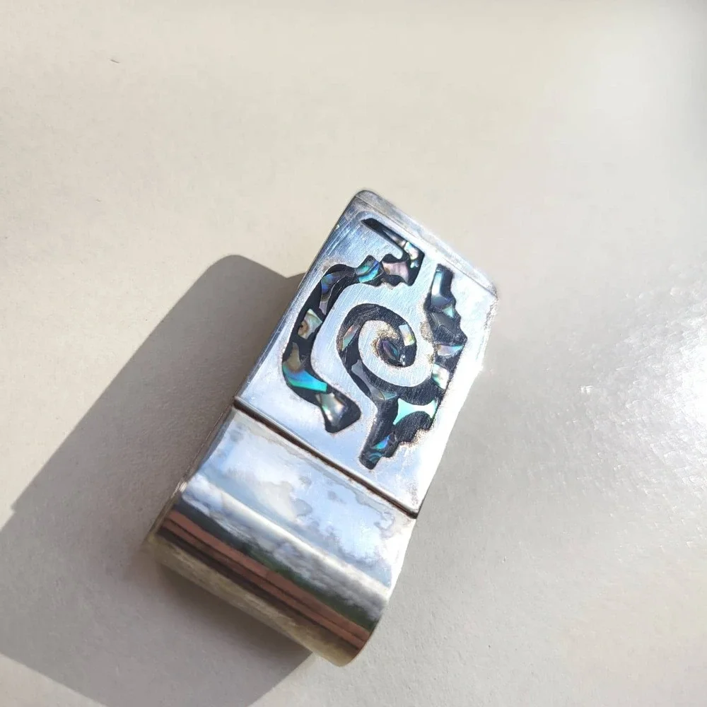 Vintage Mexican Silver Abalone Inlay Spiral Geometric Money Clip Accessory